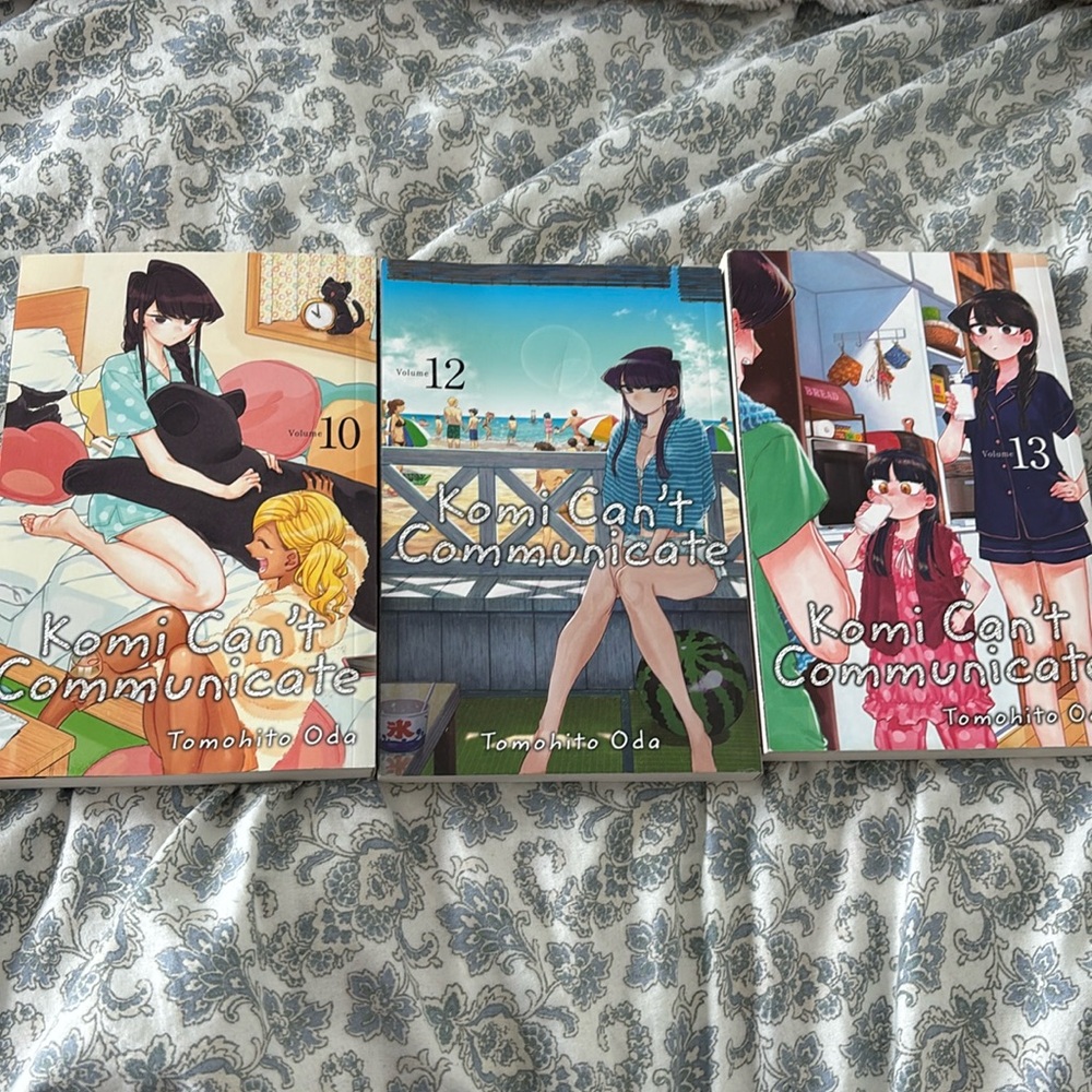 Komi can’t communicate volumes 10,12,13 for sale